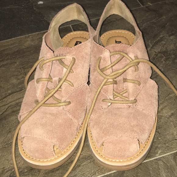 CAT Maren unconstructed leather lace up sandal - Picture 6 of 12